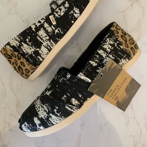 Women’s Tom Shoes Sz 7